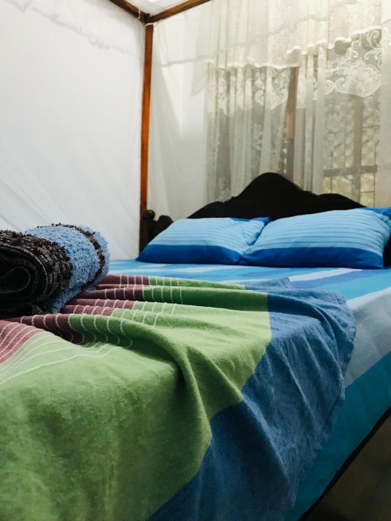 Nethmi Homestay & Restaurant Тангале Екстериор снимка
