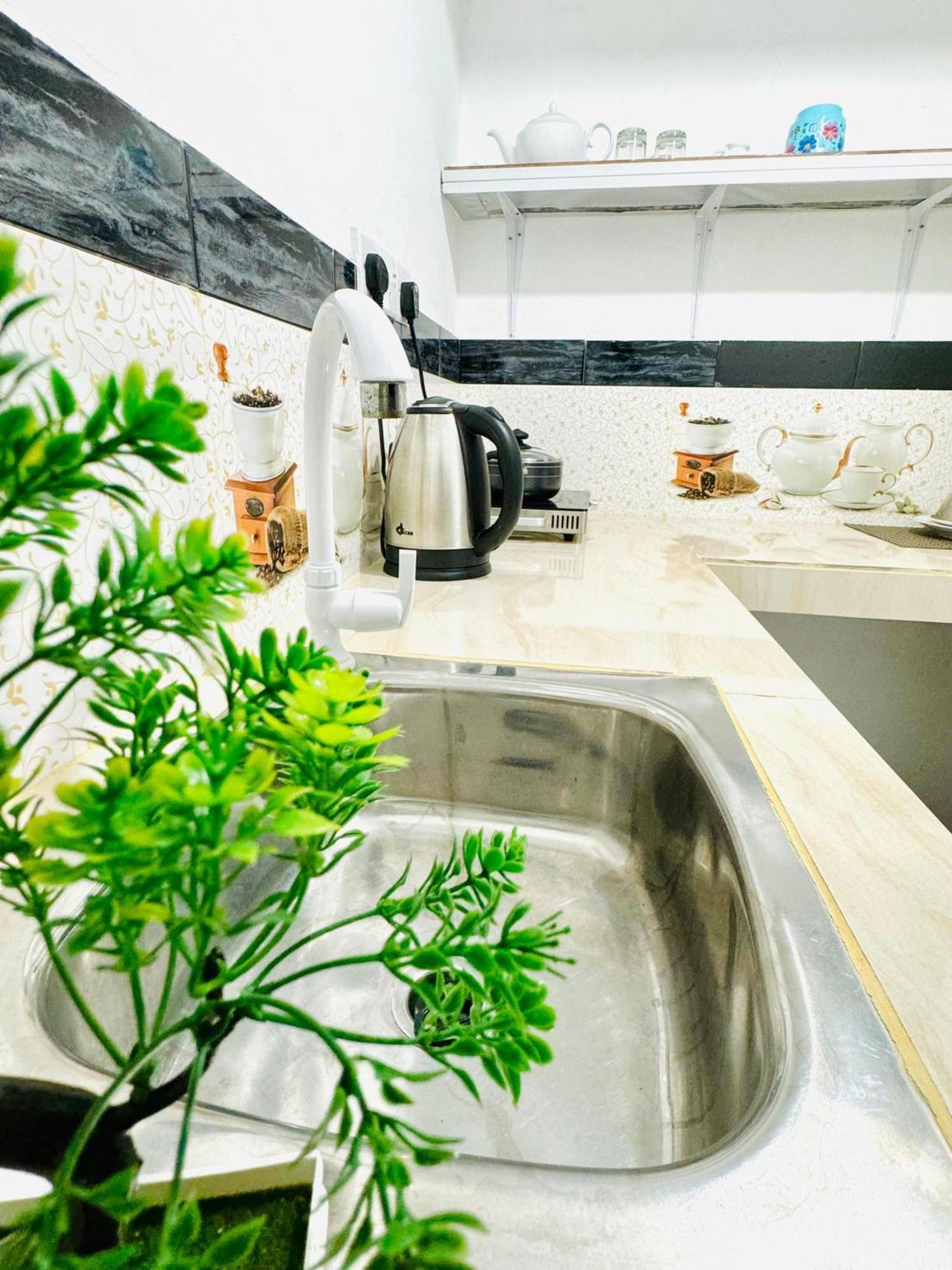 Nethmi Homestay & Restaurant Тангале Екстериор снимка