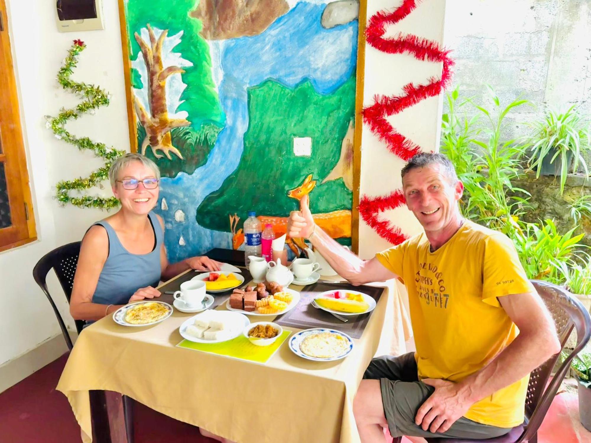 Nethmi Homestay & Restaurant Тангале Стая снимка