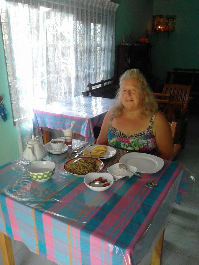 Nethmi Homestay & Restaurant Тангале Екстериор снимка